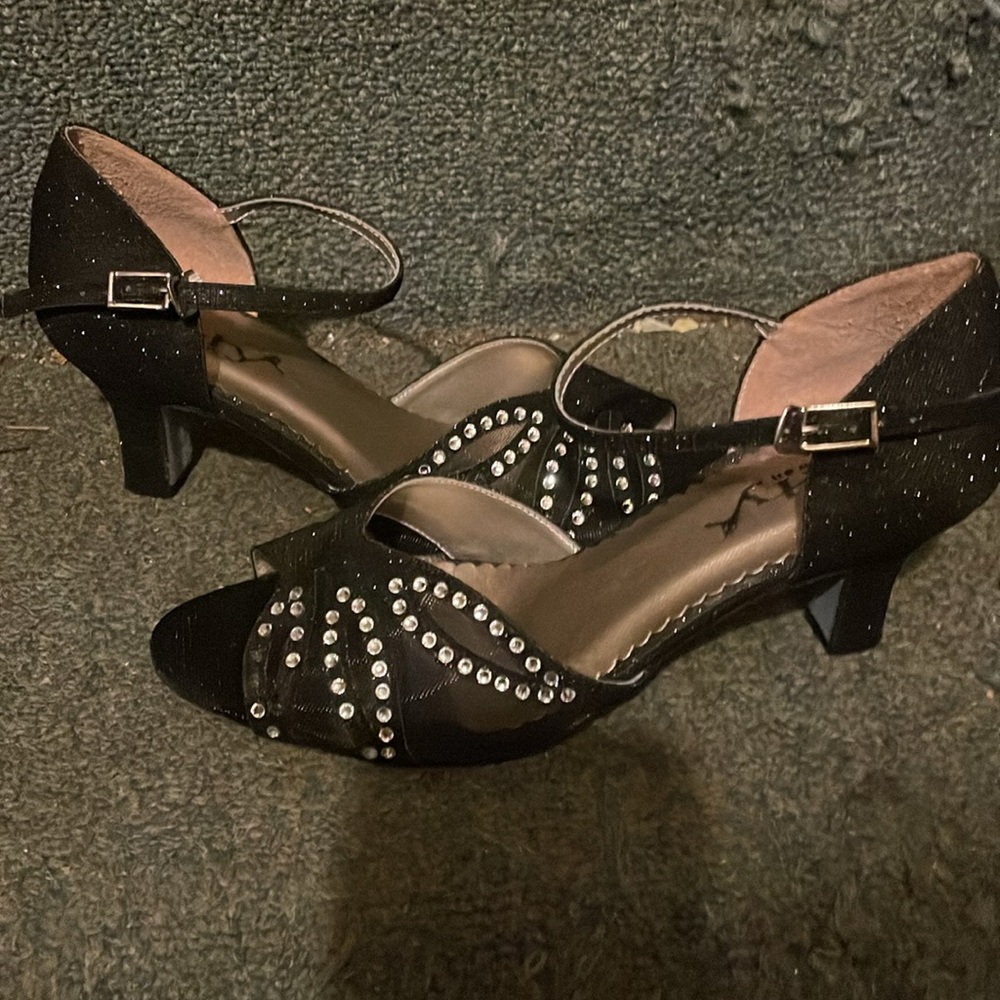 Dancing Shoes - Picture 2 of 7